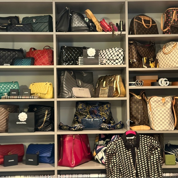 Posher Ambassador II Susan. Top seller. Top rated seller 5 ⭐️ 1 day shipping - Picture 8 of 13